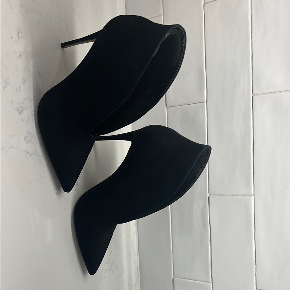 Aldo Sophisticated Black Suede Heels